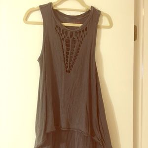 Amuse Society high low grey tank w neck detail